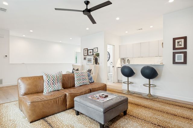 4347 Bonham Street, Dallas, TX 75229