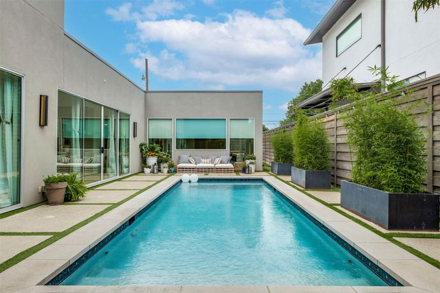 4347 Bonham Street, Dallas, TX 75229