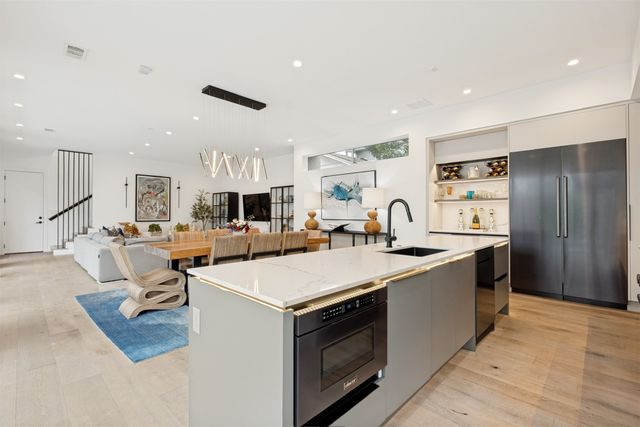 4347 Bonham Street, Dallas, TX 75229