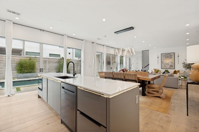 4347 Bonham Street, Dallas, TX 75229