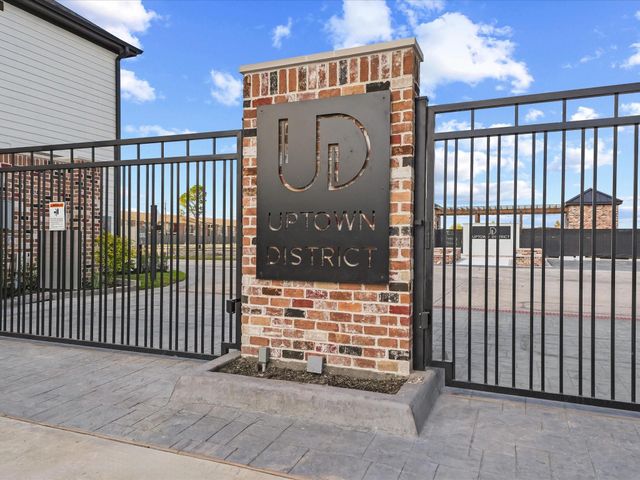 9221 Washington Heights Street, Houston, TX 77063