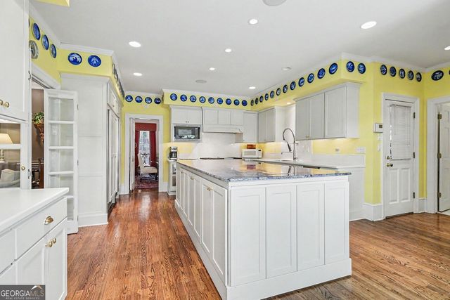 3040 Spalding Drive, Atlanta, GA 30350