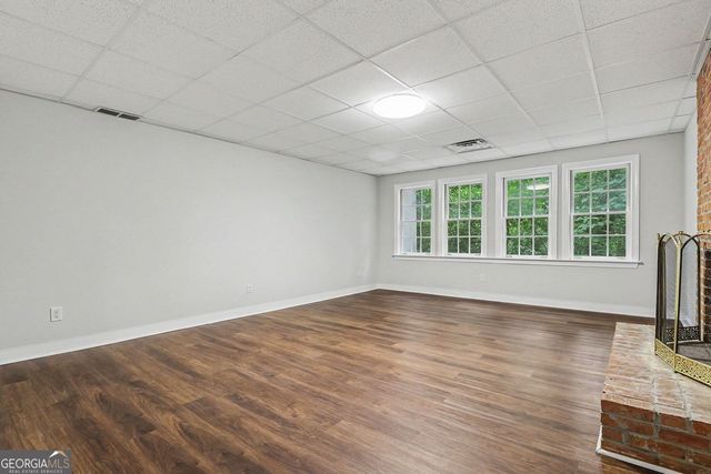 3040 Spalding Drive, Atlanta, GA 30350