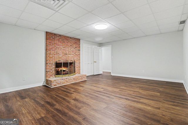 3040 Spalding Drive, Atlanta, GA 30350