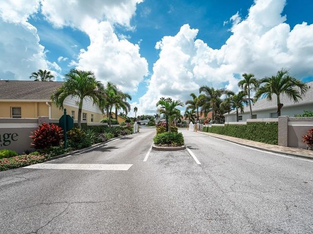 4322 EDENROSE WAY 86, Sarasota, FL 34235