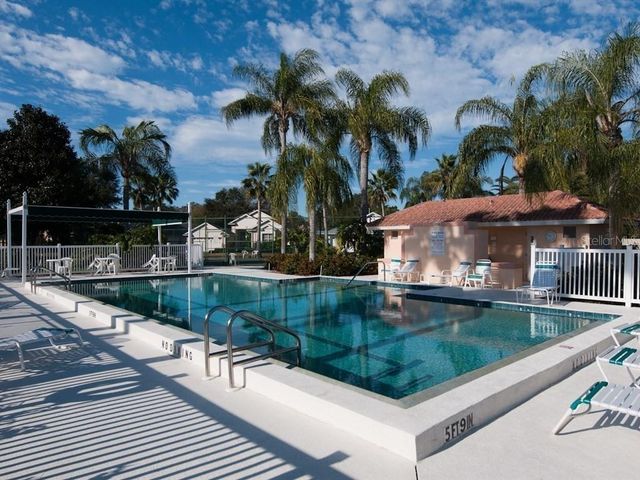 4322 EDENROSE WAY 86, Sarasota, FL 34235