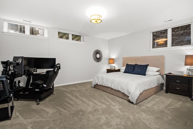 1720 N WINCHESTER Avenue, Chicago, IL 60622