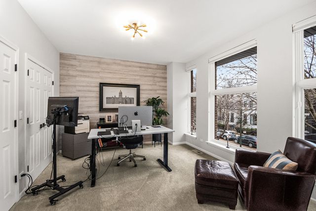 1720 N WINCHESTER Avenue, Chicago, IL 60622