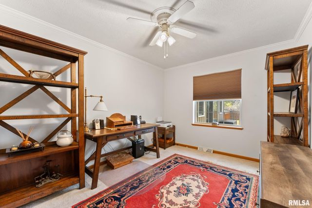 225 CARROLL Street, Colona, IL 61241