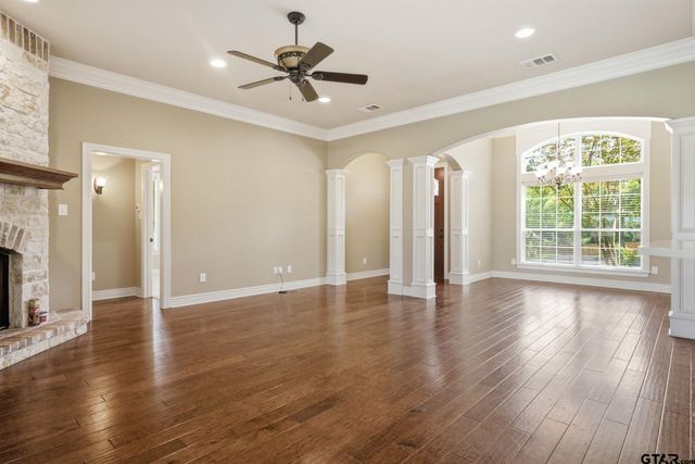 321 Katima Ln, Bullard, TX 75757