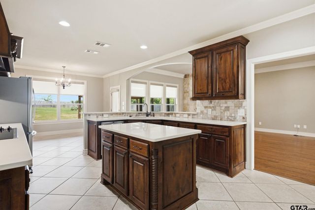 321 Katima Ln, Bullard, TX 75757