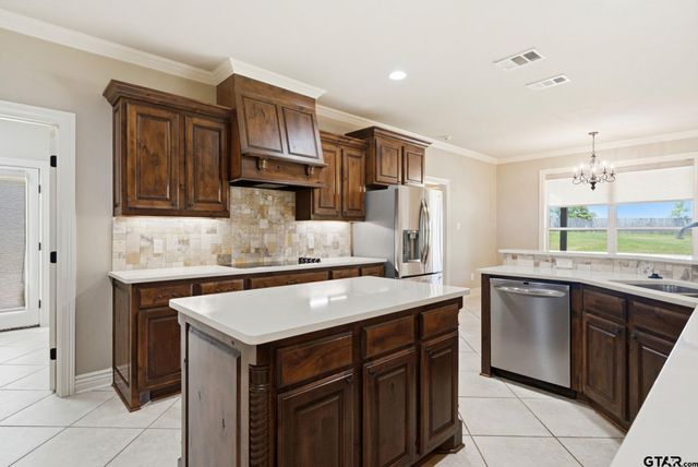 321 Katima Ln, Bullard, TX 75757