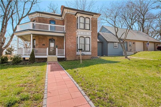 225 Groom Street, Liberty, MO 64068