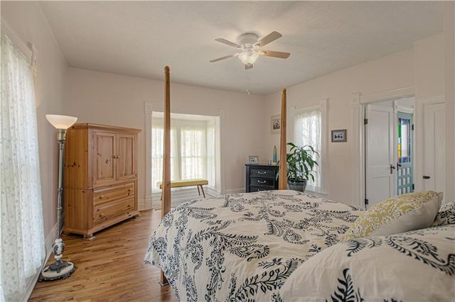 225 Groom Street, Liberty, MO 64068