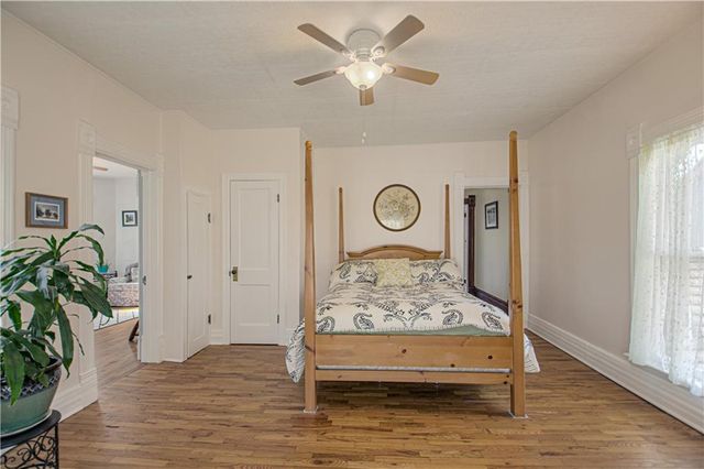 225 Groom Street, Liberty, MO 64068