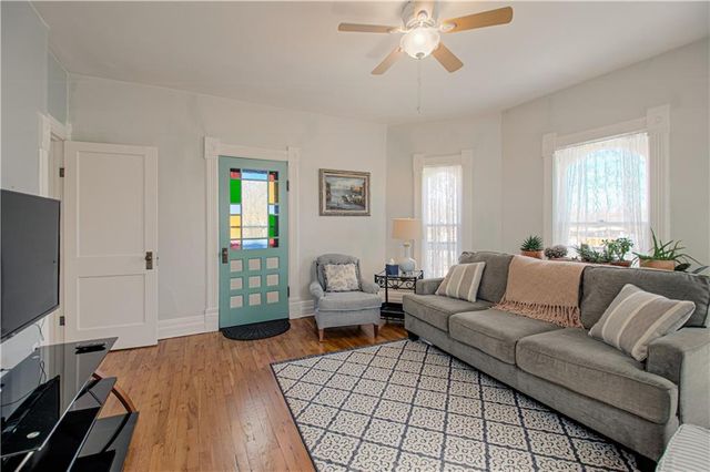 225 Groom Street, Liberty, MO 64068