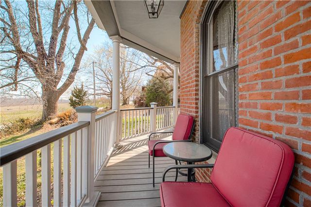 225 Groom Street, Liberty, MO 64068