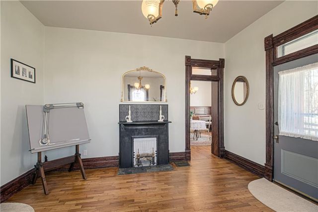 225 Groom Street, Liberty, MO 64068