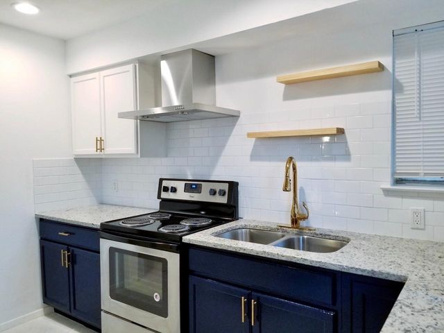 510 Gilbert Road, Irving, TX 75061