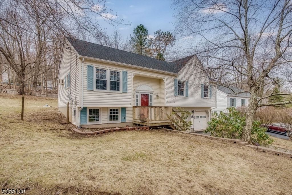 20 Woodland Trl, Sparta Twp., NJ 07871