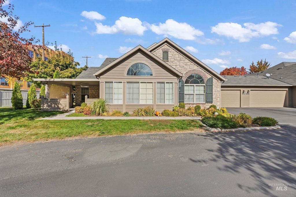1442 N Mckinney Ln, Boise, ID 83704 photo 2