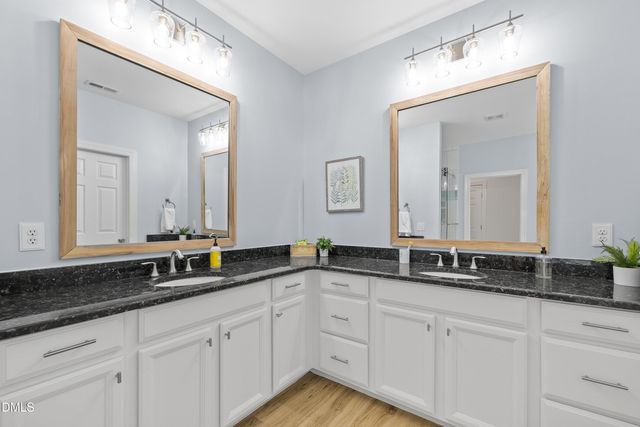 485 Legend Oaks Drive, Chapel Hill, NC 27517