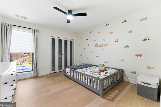 2704 Long Lake Drive NE, Roswell, GA 30075