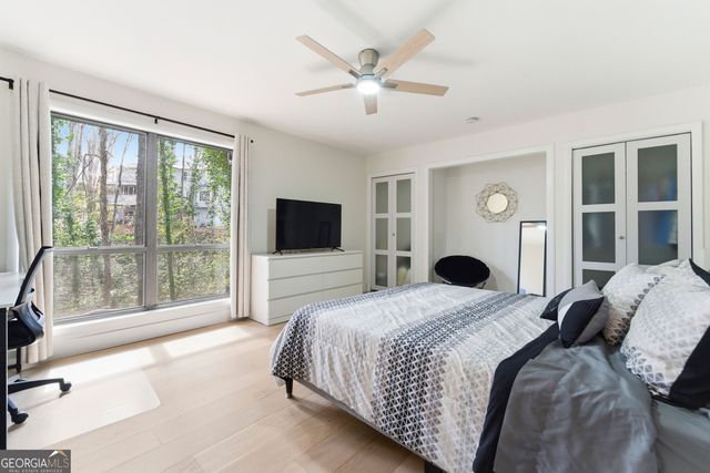 2704 Long Lake Drive NE, Roswell, GA 30075