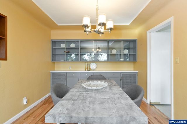 1440 Laurel Heights Dr NW, Albany, OR 97321