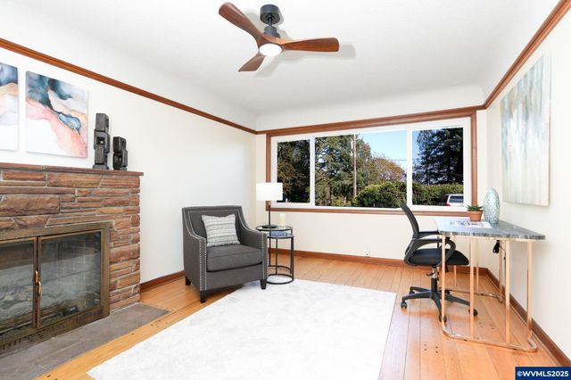 1440 Laurel Heights Dr NW, Albany, OR 97321