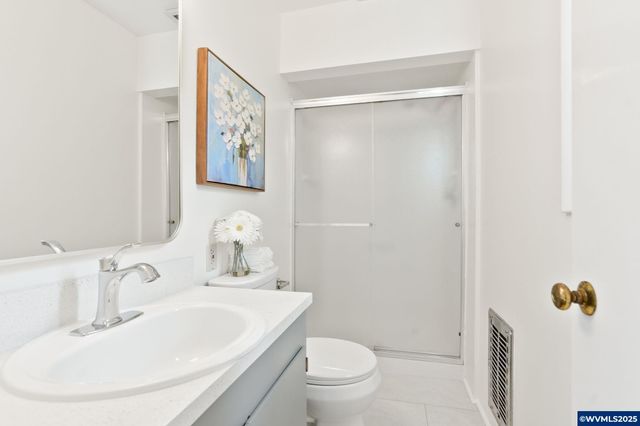 1440 Laurel Heights Dr NW, Albany, OR 97321