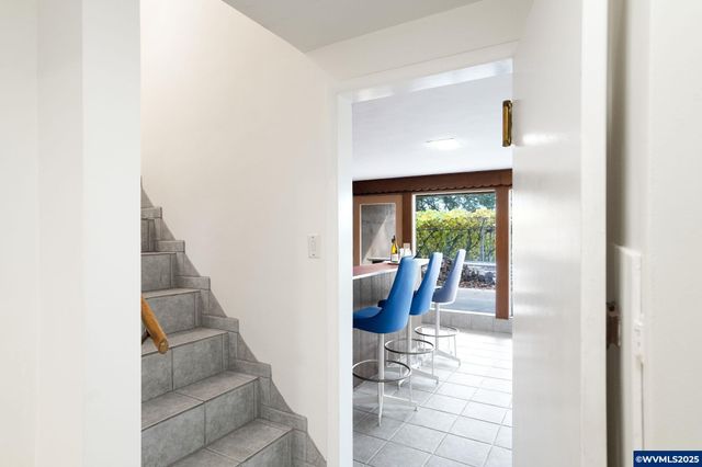 1440 Laurel Heights Dr NW, Albany, OR 97321