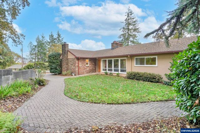 1440 Laurel Heights Dr NW, Albany, OR 97321