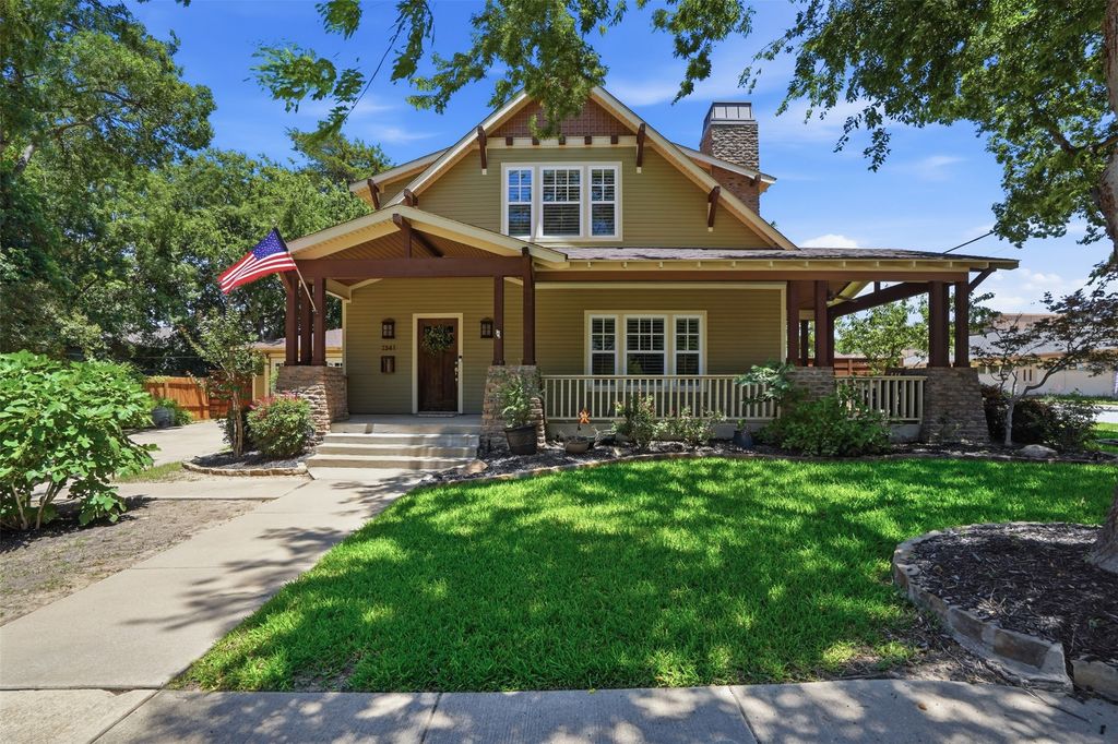 2341 Alston Avenue, Fort Worth, TX 76110 — exterior