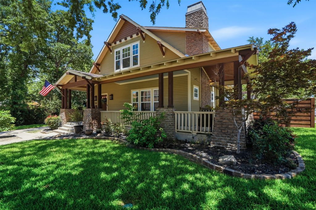 2341 Alston Avenue, Fort Worth, TX 76110 — photo 2