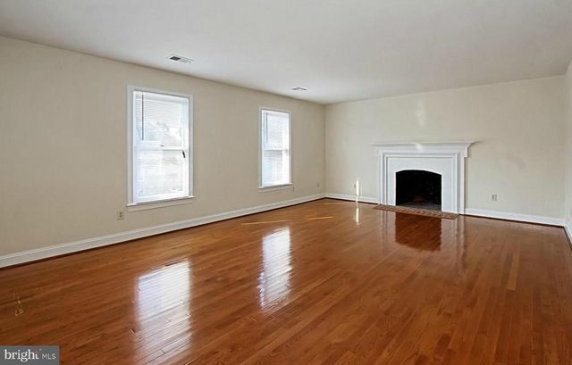 7204 QUIET CV, Annandale, VA 22003