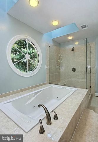 7204 QUIET CV, Annandale, VA 22003