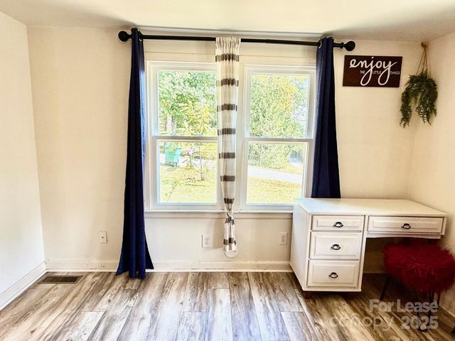 12 Powell Street, Asheville, NC 28806