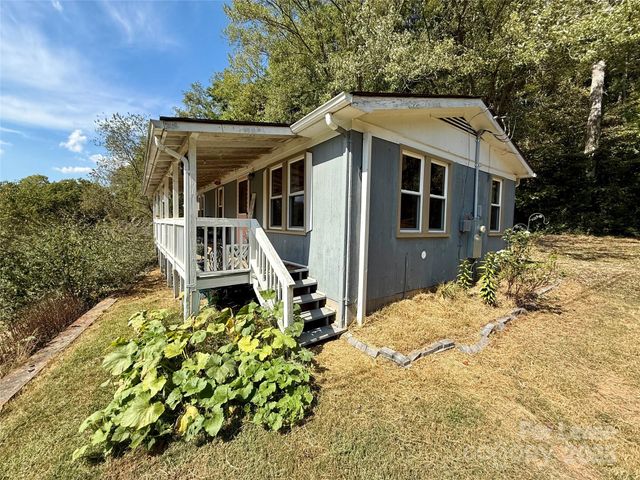 12 Powell Street, Asheville, NC 28806