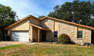 740 Briston Dr, Corpus Christi, TX 78418