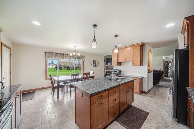 N984 GLENNVIEW DRIVE, Greenville, WI 54942