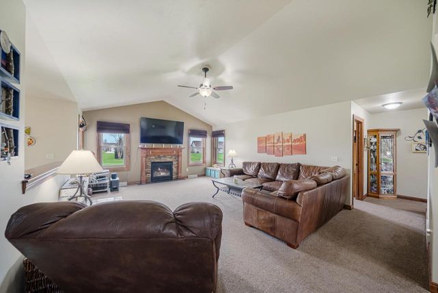 N984 GLENNVIEW DRIVE, Greenville, WI 54942
