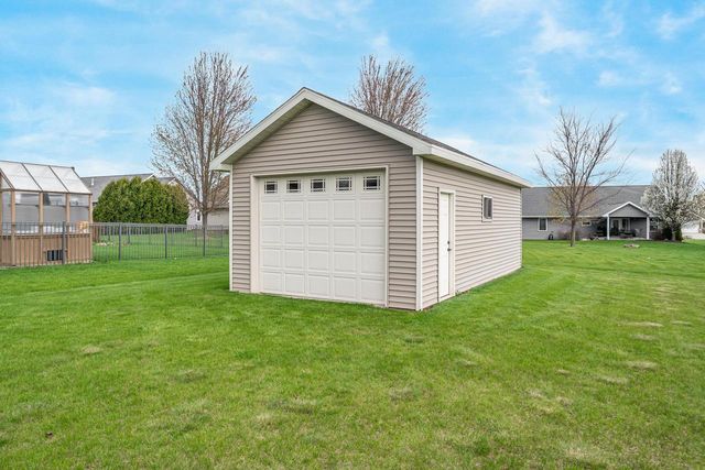 N984 GLENNVIEW DRIVE, Greenville, WI 54942