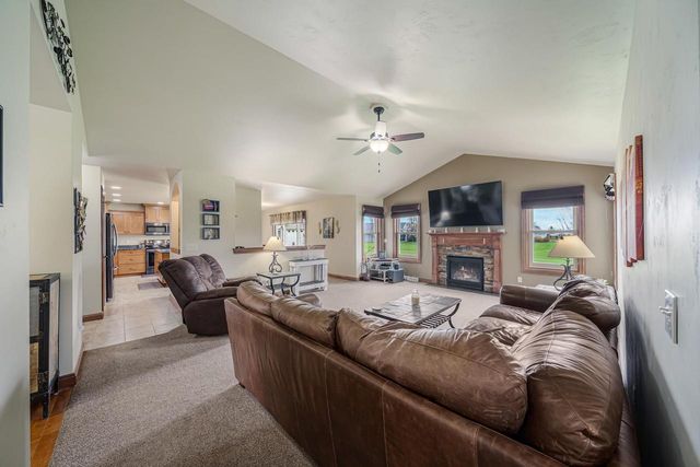N984 GLENNVIEW DRIVE, Greenville, WI 54942