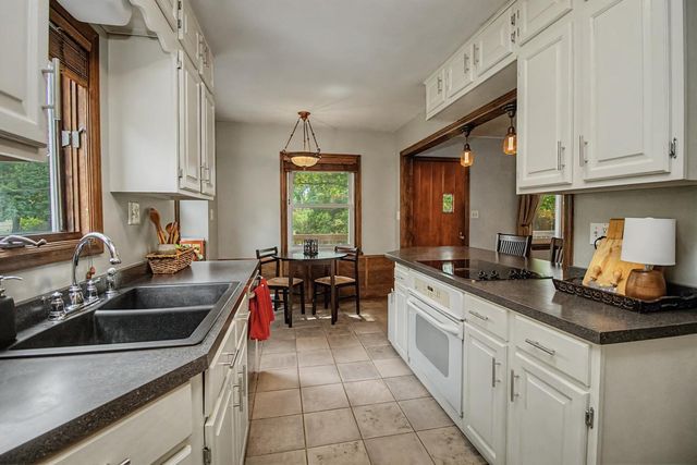 6140 Saint Croix Avenue N, Golden Valley, MN 55422
