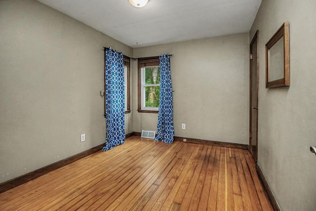 6140 Saint Croix Avenue N, Golden Valley, MN 55422