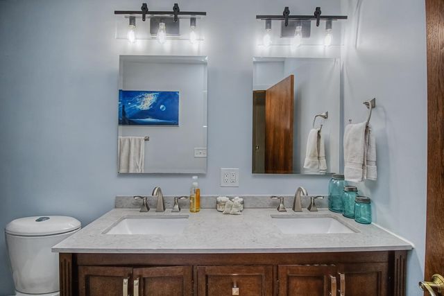 6140 Saint Croix Avenue N, Golden Valley, MN 55422