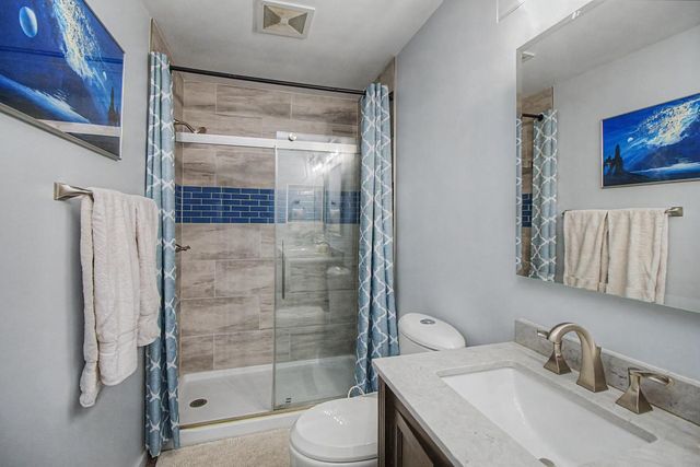 6140 Saint Croix Avenue N, Golden Valley, MN 55422