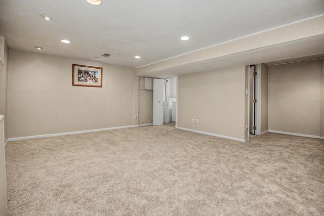 6140 Saint Croix Avenue N, Golden Valley, MN 55422