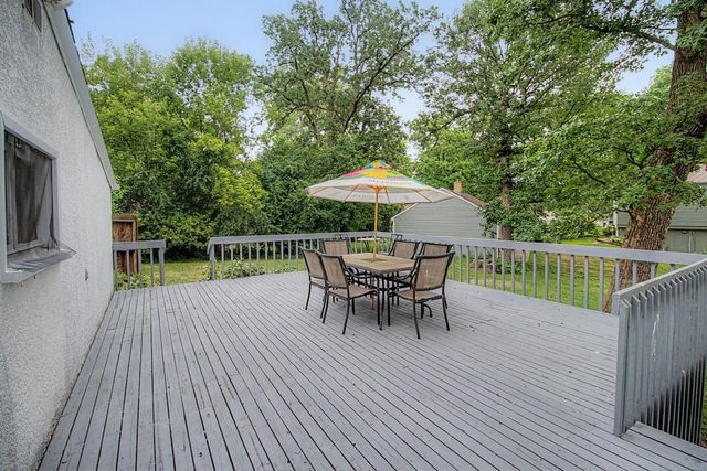 6140 Saint Croix Avenue N, Golden Valley, MN 55422